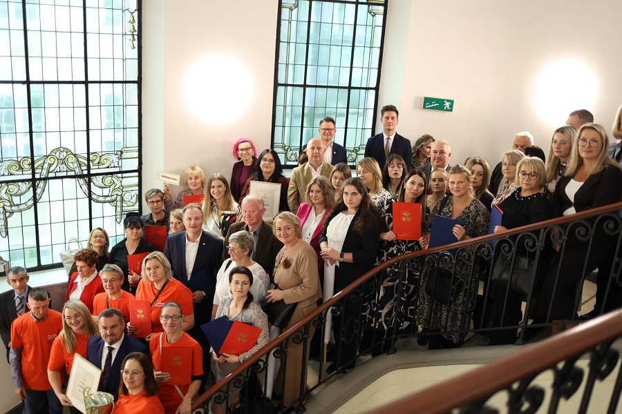 Wspólne zdjęcie wyróżnionych 