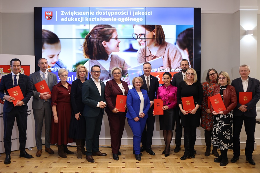 Wspólne zdjęcie wszystkich uczestników spotkania