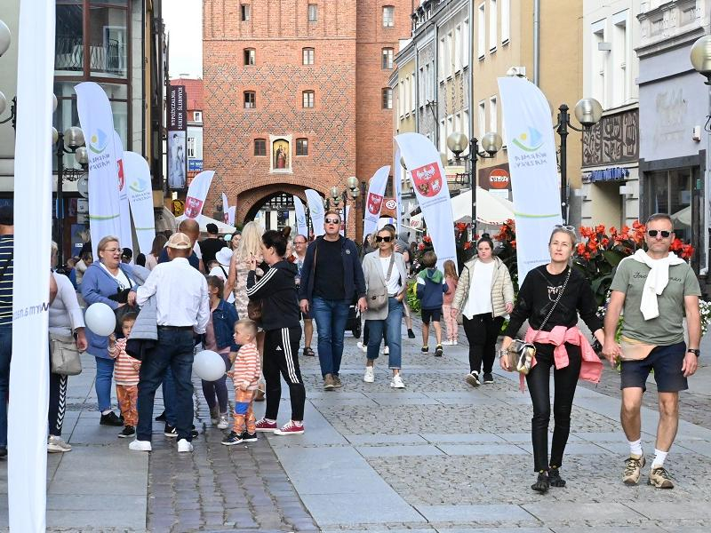 Piknik z okazji 25-lecia samorządu województwa 