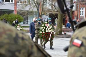 Uroczystości na Placu Konsulatu Polskiego w Olsztynie 