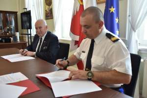 Podpisanie umowy w Urzędzie Marszałkowskim w Olsztynie 