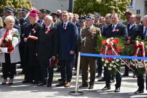 Uczestnicy obchodów 3 Maja w Olsztynie 