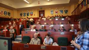 Uczestnicy konferencji - fot. https://www.gov.pl